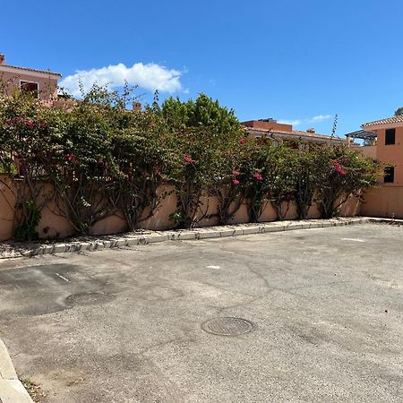Raffinata Taverna Con Camino Cala Liberotto Kültér fotó